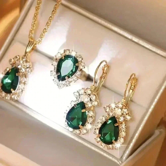 Women's 4-Piece Green Drip Shaped Rhinestones Jewelry Set - Emerald Like - Picture 6 of 14